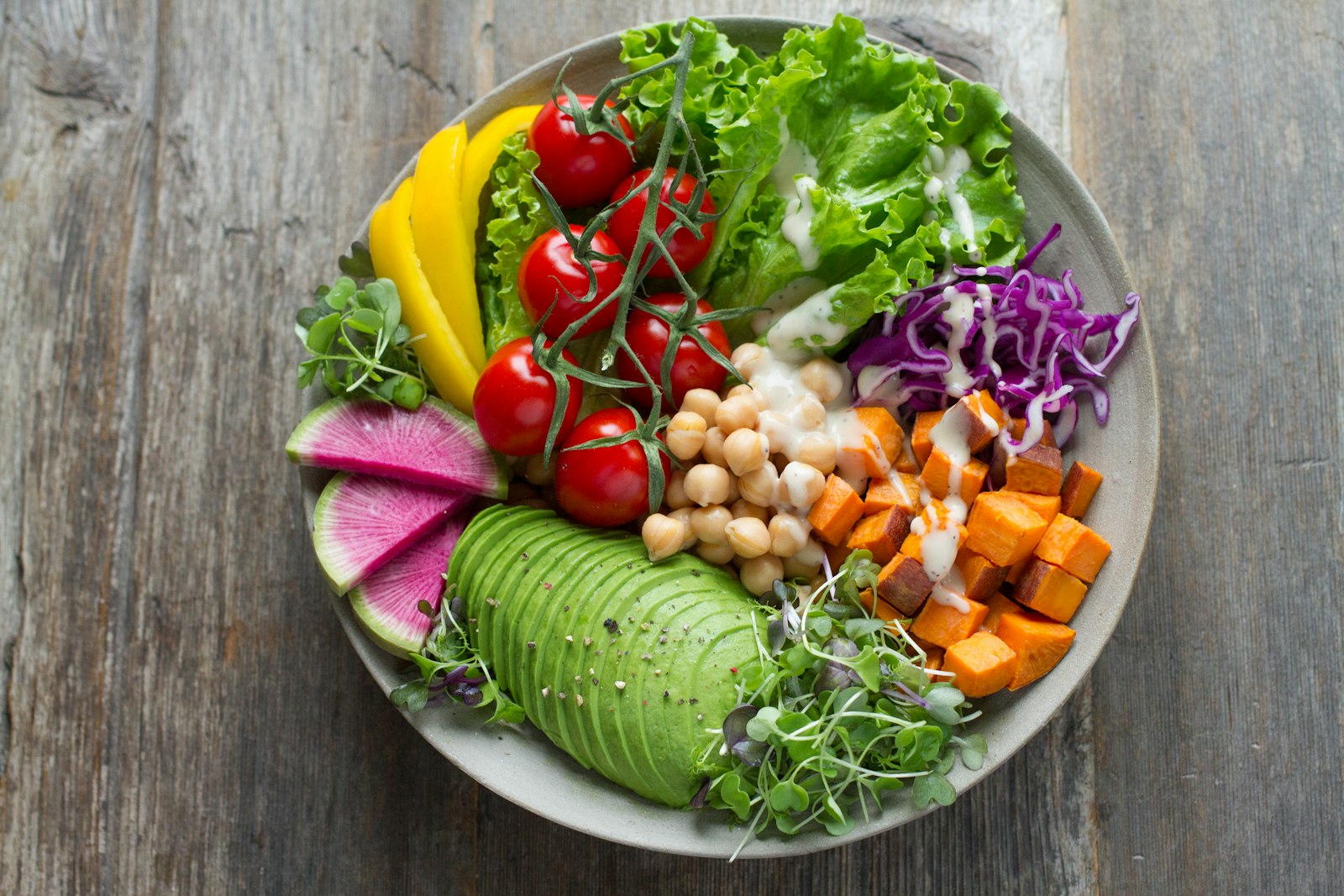 Bowl of vegetable salads
